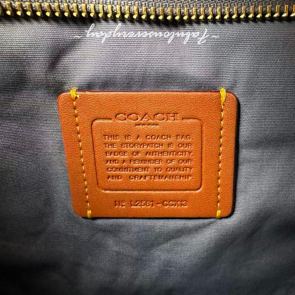 Coach Cargo Tote Bag 26 Crossbody With Repurposed Denim Patchwork CCX13 NWT - Picture 8 of 9